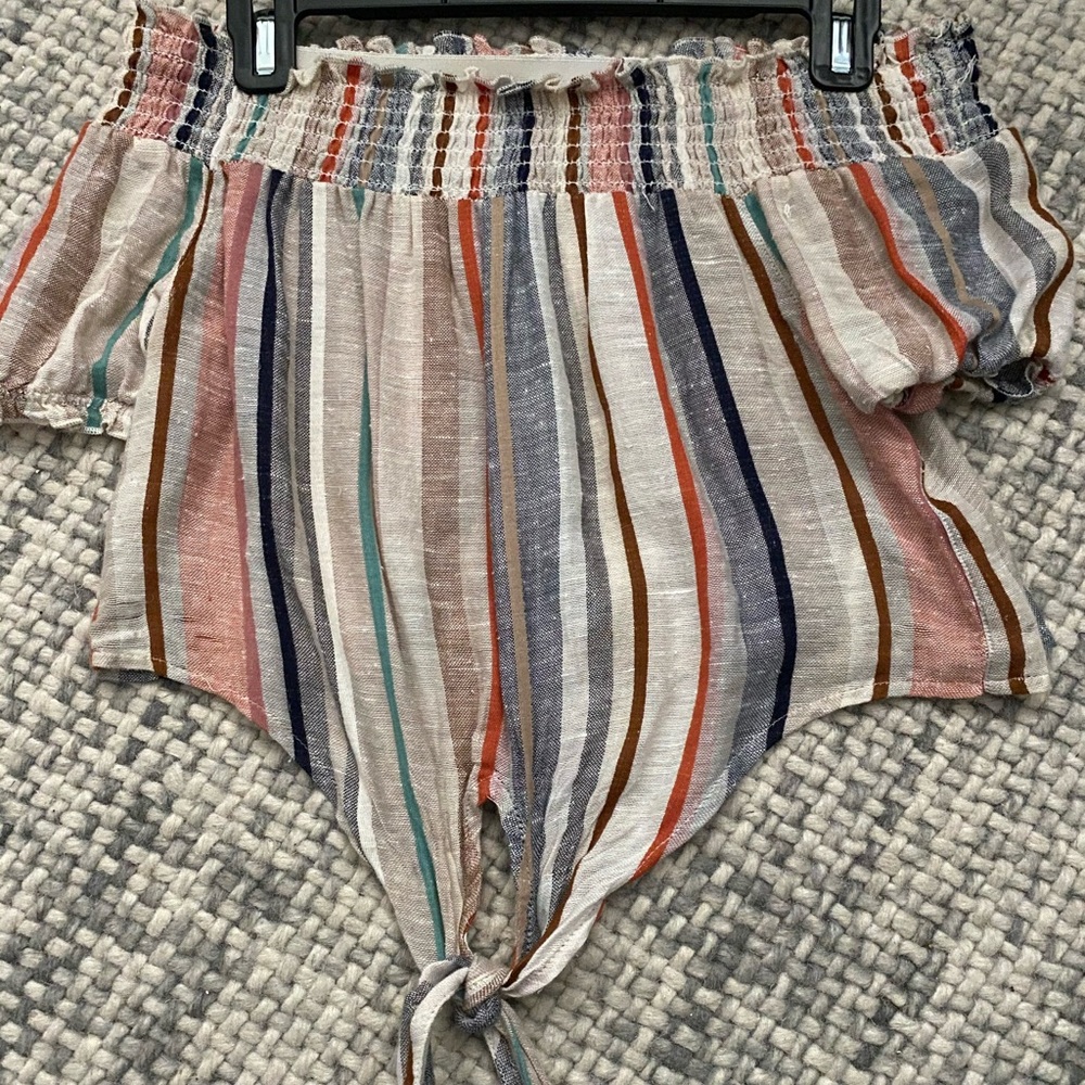 Multi-colored off-the-shoulder blouse!